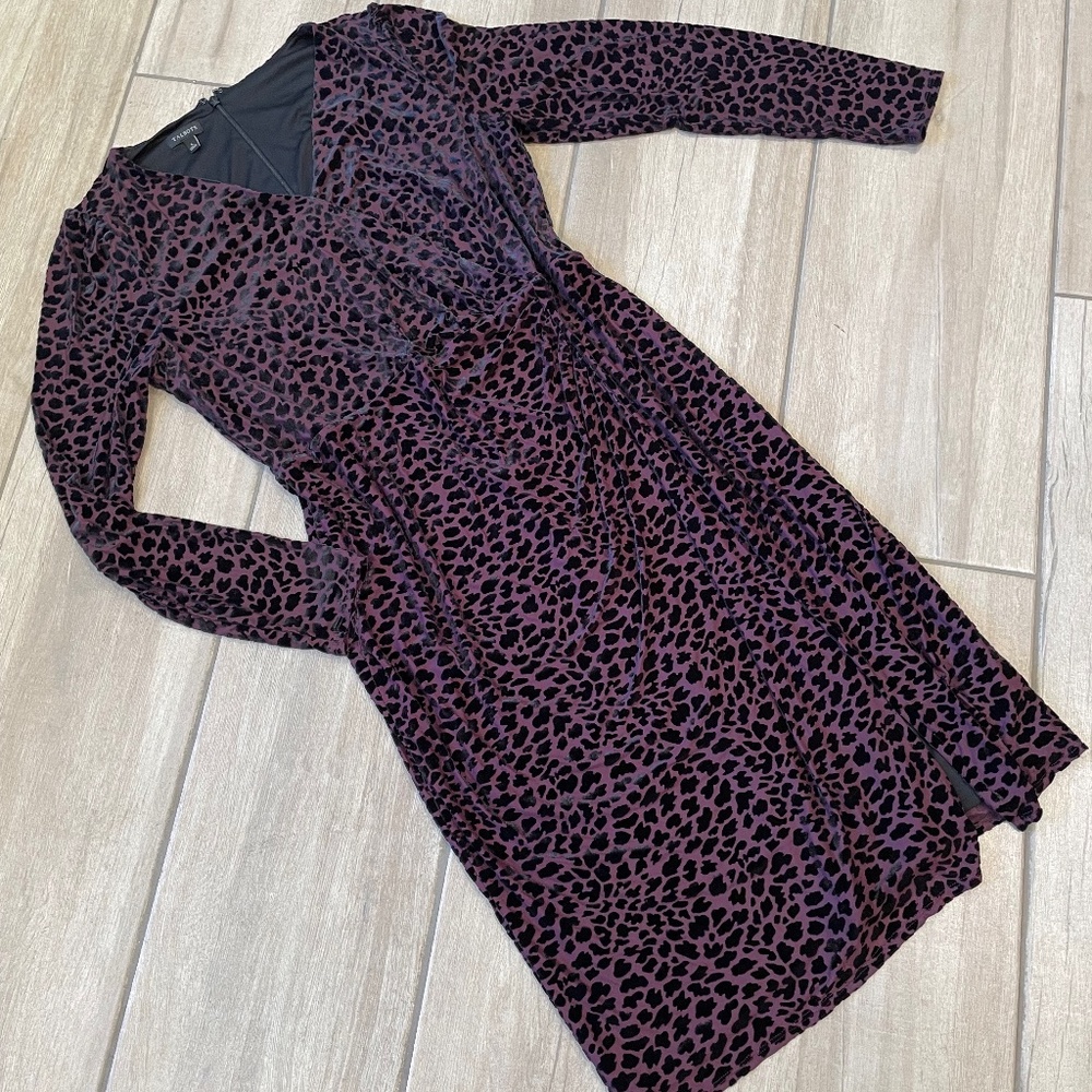 Talbots v neck dress size L